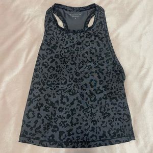 Athleta cropped cheetah workout top